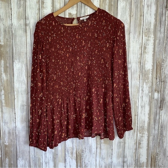 Jodifl Make This Moment Red Floral Blouse - Picture 2 of 6